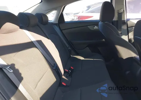 2020 Kia Forte Lxs из США, поврежденный, VIN 3KPF24AD3LE246520